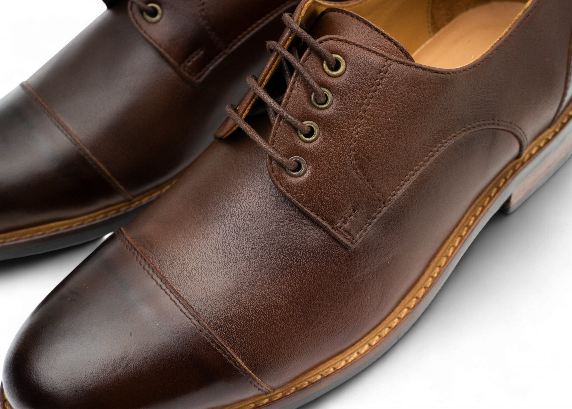 The Gauda Derby – Cuir Grainé Marron