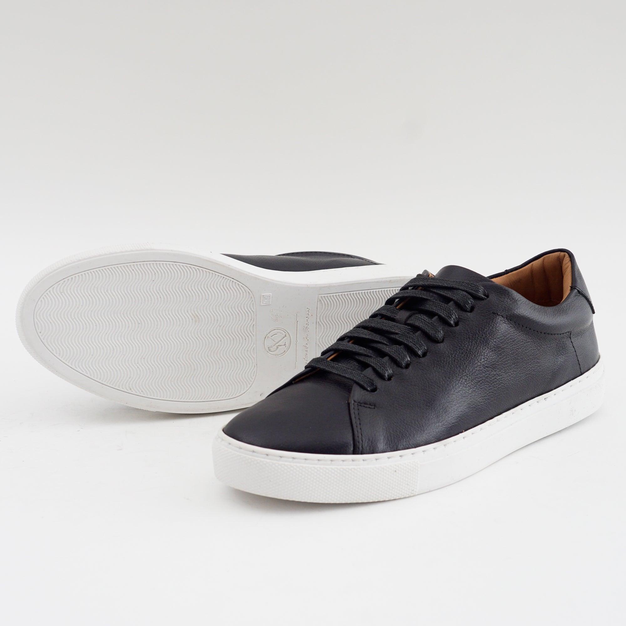 The Massela Sneaker - Cuir Grainé Noir